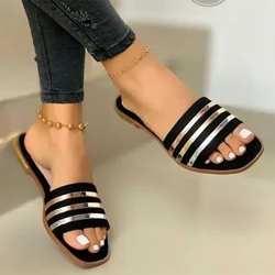 Sliperi Merched 2023 Esgidiau Fflat Haf Striped Metel Newydd Slip Ffasiwn ar Sleidiau Awyr Agored Merched Merched Achlysurol Sandalau Plus Maint 43