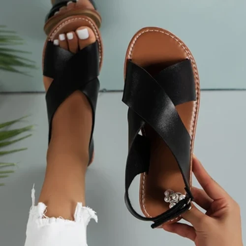 Nā kāmaʻa wahine ma ke kūʻai aku 2024 New Fashion Buckle Wahine kāmaʻa kāmaʻa kauwela paʻa paʻa ma waho o ka pā wahine ma kahakai Sanddalias Zapatos
