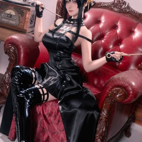 içaly x maşgala Gyzgyn 2024 Foror Forger eşikleri disfraz Halloween geýim roly aýal kosplay Ro Christmasdestwo erkekler aýallar wig anime