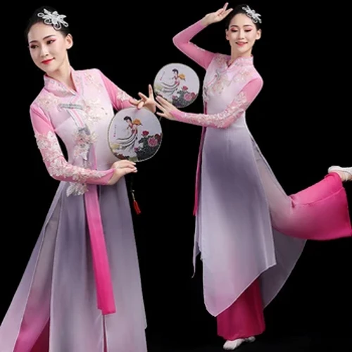 Klassisk danseforestillingskostume, elegant kinesisk fandansesæt, moderne etnisk performancekostume til kvinder