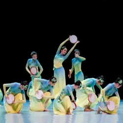 Etnisk dans Yangko-tøj Kinesisk klassisk dansekostumer Fanparaply Folk Gamle Yangko Hanfu-dans Elegant fe sæt