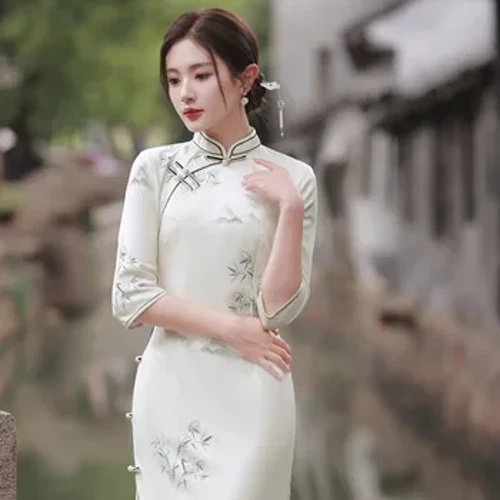 Gwisg Cheongsam Arddull Tsieineaidd Newydd Gwisg Cheongsam Ôl-addasu Merched Gwisg Cheongsam Cain Gwisg Elfennau Tsieineaidd Traddodiadol