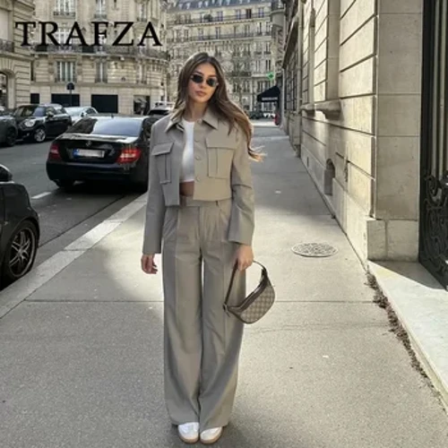 TRAFZA 2024 Earrach Samhraidh Mná Ócáideacha Feisteas Soladach Pócaí Éadaí Sráide Faisean Collar Seaicéid Ghearr + Pants Cosa Chic Leathan