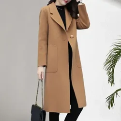 2024 Peleti fulufulu fafine 'Autumn Winter 'ofu fa'afefiloi 'ofu fa'alelei peleue tama'ita'i peleue 'ofu fafo 'ofu o tama'ita'i.