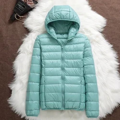 15 สีฤดูใบไม้ร่วง/ฤดูหนาว 2023 น้ำหนักเบาลงเสื้อแจ็คเก็ตผู้หญิงใหม่สั้นHoodedเกาหลีแฟชั่นSlimหญิงเสื้อขนาดใหญ่ 5xl 6xl