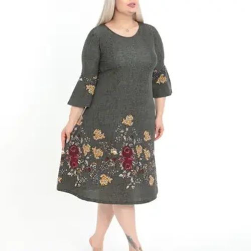 Plus Size Naisten Vaatteet Vapaa-ajan mekko Vihreä kukkainen O-kaula-aukko, leveä hihainen polvipituinen lycra-neulottu kreppi, valmistettu Turkissa