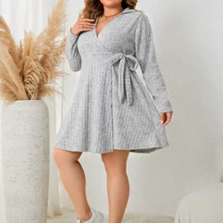 Plus Size Strikket Stripete Damekjoler Langermet V-hals Solid kappe Midjebelte Høst Kvistkjole Uformell Overdimensjonert kvinneklut