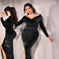 Elegant fløjl dame gallakjoler sort 2023 Ny i off-shoulder langærmet split maxi kjoler til damer festkjole