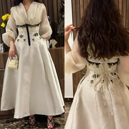 Laei Fa'aipoipoga Afiafi Satin Applique Fa'aofuina Fa'aipoipoga Fa'aipoipoga A-Line V-Neck Fa'ata'ita'i Fa'ato'aga O'ofu O'ofu Lautele Saudi Arabia