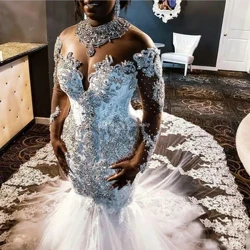 Abito da sposa di lusso con perline di cristallo Collo alto Abiti da sposa a sirena Abiti su misura in tulle a maniche lunghe da donna