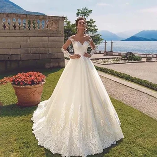 ʻO ka laina ʻaʻahu mare maʻamau ka lima o ka ʻāʻī Applique Tulle Robe Bespoke De Mariage Corset Nā lole mare.
