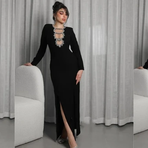 Váy dạ hội Satin đính cườm bãi biển chữ A cổ chữ O Bespoke Áo choàng dịp váy Midi Ả Rập Saudi