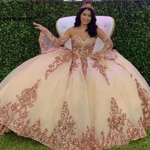 Ingubo ye-Champagne Eshibhile ye-Tulle Ball Izingubo ze-Quinceanera zika-2023 I-Rose Gold Appliques Vestido De 15 Anos Izingubo ezi-16 ezimnandi