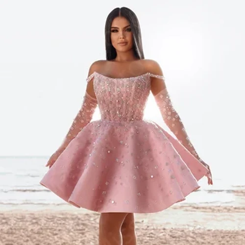 Izingubo Ezintsha Ezinhle Ze-Pink Cocktail Edolo Ubude Iklabhu Izingubo Zephathi Yakusihlwa Ngaphandle Kwemichilo Yamahlombe Izingubo Zasekhaya Ezizayo 2024 Amapharele Ahlotshiswe Ubuhlalu