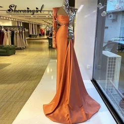 SHERAIN Laei Aulelei Pati mo Tama'ita'i Sexy Satin Fafine Sequins Sparkly 2024 Ofu Fa'akomepi'i Ofu Fa'apitoa Fa'apitoa Fa'atasiga.