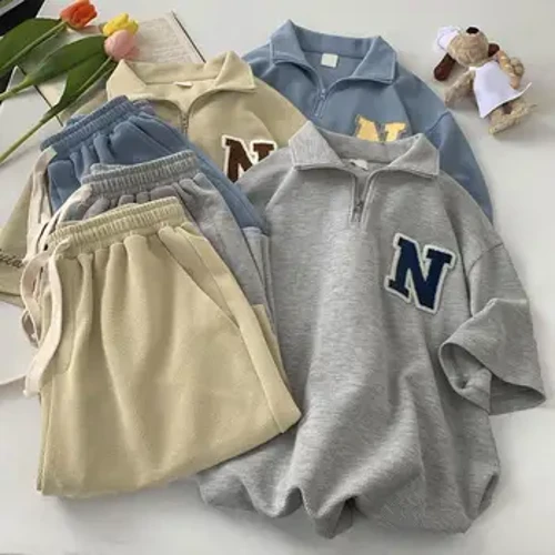 Ve Áo Dây Kéo Cổ Tay Ngắn Trang Phục In Chữ Bánh Họa Tiết Dây Rút Áo Thun Nữ Ống Rộng Quần Short Bộ Dạo Phố