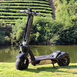 2023 M8 Max Peiriant Brwsio Uchel Proffesiynol 4000w X2 Modur Deuol 72V 50AH Sgwter Trydan 100KM/H 13 Braich Amsugnwr Sioc Oddi ar y Ffordd