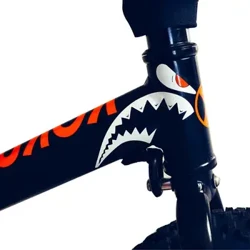Bingkai Sepeda Stiker Dekoratif MTB Shark Head Tabung Stiker Tahan Air Tabir Surya Tahan Panas Sepeda Stiker Reflektif Api