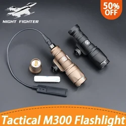 Airsoft Surefir M300 Mini Weapon Light Тактическо фенерче 400 лумена M300A Hunting LED Fit 20mm Rail Weapon Airsoft Аксесоари