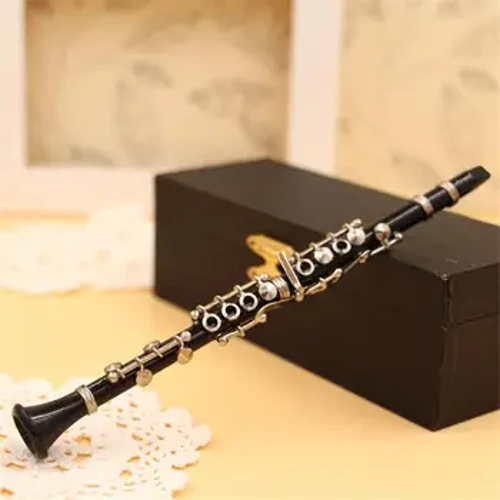 Klarinet Model Mini Klarinet Fløjte Display Model Ornament Musikinstrument Miniature Skrivebordsdekoration med sort læderboksbeslag