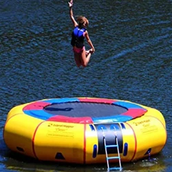 Fun Jump 10ft opblaasbare drijvende waterparktrampoline Springende opblaasbare watertrampoline voor meer