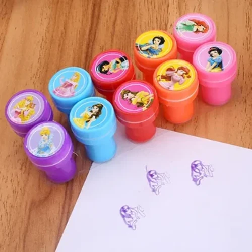 10 tk/komplekt Disney mänguasja printsessi pitser on armas multifilmi tunnustempel õpilaste autasustamiseks ja laste sünnipäevade kinkimiseks