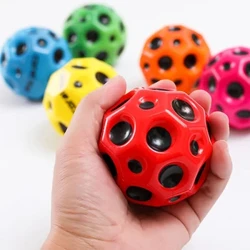 Användbar Hålboll Barn Inomhus Utomhusspel Sportleksaker PU Anti Gravity Stress Gummi Studsboll 66 mm Extrem hög studsande boll