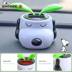 Snoopy Solar Powered Dancing Flower Car Swinging Decoration Osagarriak kulunka Etxeko dekorazioa Marrazki bizidun haurrentzako Jostailuak Apaingarri polita Opari