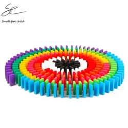 Ume berriak 100pcs Haurrak kolore sorta Ortzadarra Egurrezko Domino Bloke Kitak Goiz distiratsuak Domino jokoak Jostailu hezigarriak opari