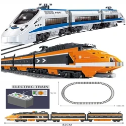 KAZI HIGH-TECH Ibhethri Powered Electric Classic Train City Rail motor Building Blocks Izitini Abafana Amathoyizi Ezingane
