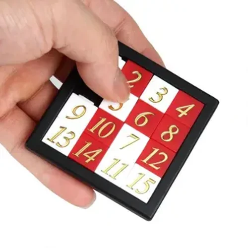 Giocattolo matematico educativo precoce in via di sviluppo per bambini Puzzle numerici in plastica 1-15 Giocattolo per bambini Puzzle scorrevole Giocattolo 15 Piastrelle Gioco di logica