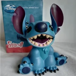 Anime Stitch PVC Action Figure Koleksi GK Model Boneka Ornamen Kartun Celengan Uang Kotak Mainan Anak Lucu Hadiah Ulang Tahun 18 Cm