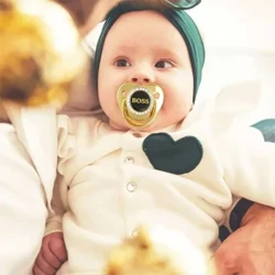 0-3 Years Photography Accessories Boss Crown Love Heart Flat Head with Dust Cover New Baby Silicone Pacifier