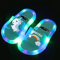 Abafana Bezingane Amantombazane Ama-Slippers I-Cartoon Unicorn Izilwane Iphrinta Izicathulo Imfashini Ekhanyisiwe Izicathulo Ezinhle Igumbi Lokugezela Lezingane Ezicathulayo