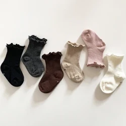 Primavera Verano nuevos niños calcetines para caminar lindo borde de encaje sólido princesa bebé Socken cómodo suave bebé recién nacido media de algodón