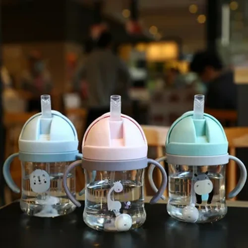 Copo de alimentação do bebê 250ml com canudo, crianças aprendem a alimentar a garrafa de bebida, copo de treinamento infantil com canudo