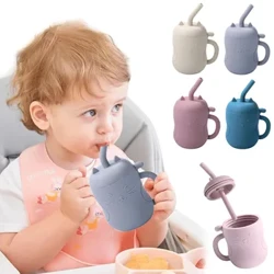 'Omole Pepe Cartoon Silicone Straw Cup BPA Free Portable Storage Snack Container Feeding Cup Nā Leakproof Learning Inu Cup