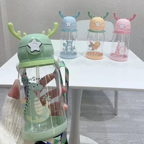 Corn Sippy Uisce Lovely Kids Corn Sippy Cruthaitheach Cartoon Baby Cups le Tuí Buidéil Uisce Leakproof Corn Leanaí Lasmuigh BPA Saor in Aisce