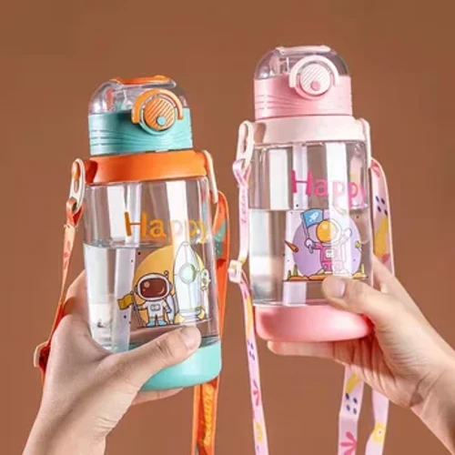 700 ml lastele Water Sippy Cup Creative Multifilmi beebi toitmistopsid õlgedega Lekkekindlad veepudelid Õues kasutatavad kaasaskantavad lastetopsid