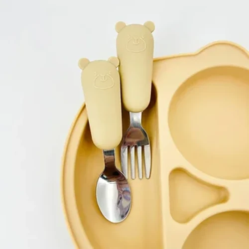 Baby Gadgeten Déngschtleeschtung Set Kanner Utensilien Edelstahl Puppelcher Iessen Besteck Cartoon Puppelcher Iessen Füttern Läffel Gabel