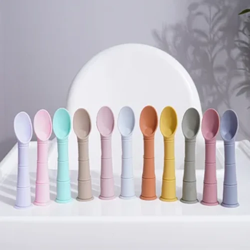 Vifaa vya Mtindo vya Tableware Vilivyozaliwa Vipya vya Silicone Kijiko cha Kulisha BPA Vyombo vya Kubebeka BILA MALIPO Vitu vya Kifaa kwa Ajili ya Mtoto.