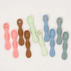 2Pcs/Set Feeding Spoon Para sa Baby Utensils Set Pantulong na Solid Food Toddler Training Bendable Chew Toy Sanggol Bata Mga kagamitan sa mesa