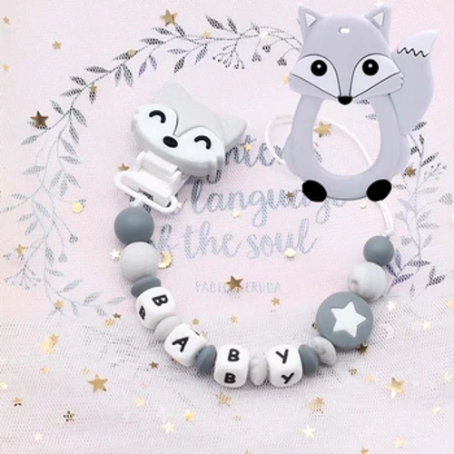 Mazuļa personalizēts vārds, knupis ķēdes klipši, pārtikas kvalitātes silikona krelles, manekena saspraudes, zobu griešanas rotaļlietas. Bezmaksas BPA dāvana bērnu dušai