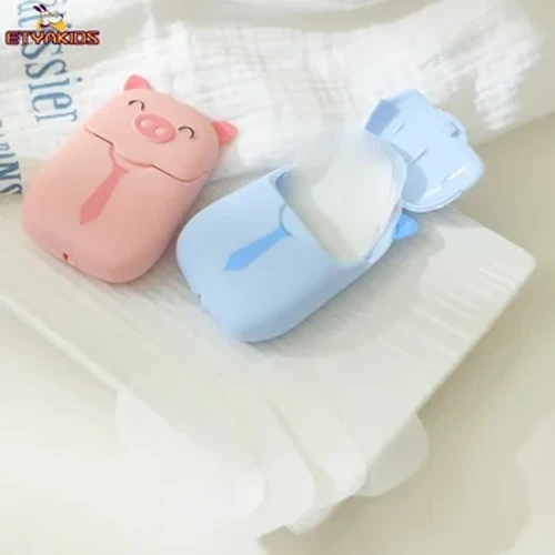50 adet/kutu Güzel Domuz Tek Kullanımlık Kağıt Sabun Levha Seyahat Taşınabilir Bebek El Yıkama Banyo Petal Sabun Pul Bebek Bakım Malzemeleri