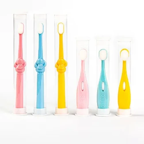 Ikhwalithi Ephakeme Yezingane Amazinyo Amhlophe Okunakekelwa Kwamazinyo Izinto Ezishibhile ze-0-10Y Ibhulashi Lamazinyo Lengane Yengane Yezingane Ezimhlophe I-Ultra Soft Tooth Brush