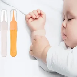 Gearrthóg Booger Babaí Tochailt Naíonáin Cluas Srón Navel Uirlisí Glanta Páistí Tweezers Sábháilteachta Fórsaí Glanadh Lapadán Soláthairtí Cúraim Cuas Nasal