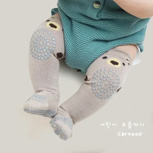 Calcetines de algodón de invierno para niños y niñas, calcetines cálidos con dibujos animados para bebé, calcetines hasta la rodilla, medias transpirables para el hogar, calcetines para dormir en el suelo para niños
