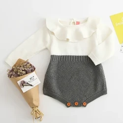 Nyfödd 2023 Barn Romper Baby Girl Långärmad Stickning Romper Girls Patchwork Jumpsuit Kläder Vår Höst Outfit