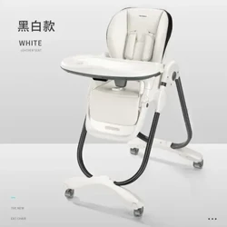 Seggiolone bianco con sedile regolabile in 7 diverse altezze per neonati e bambini piccoli