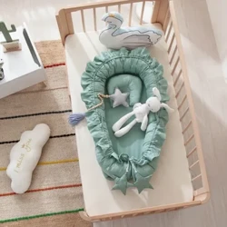 Portable Baby Crib Klappbar Neigebueren biomimetescht Bett mat Mosquito Net perfekt fir ze reesen an dobaussen